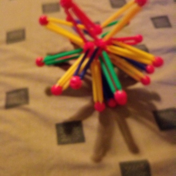 Calapsable Toy - Picture 2 of 2